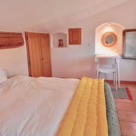 Charming House In Historical Centre Frejus
